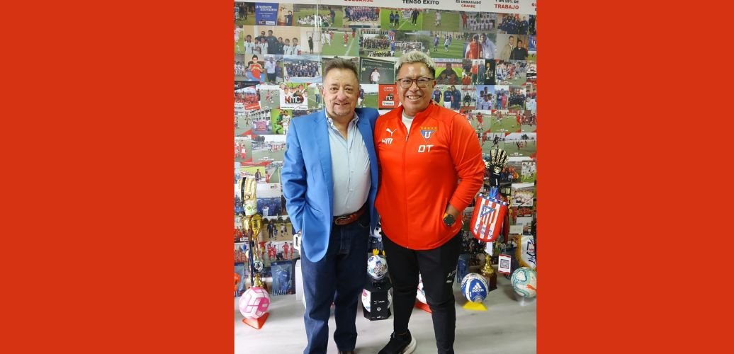 Con el Profesor Maldonado de escuela de LDU